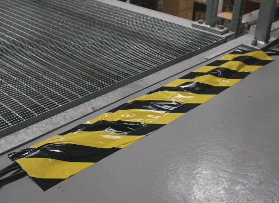 SweetPRO TA TUBY-015/150 Tunnel Tape, schwarz/gelb