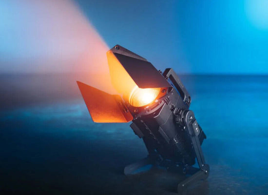 Astera AF80 Pluto Fresnel Akku LED Linsenscheinwerfer