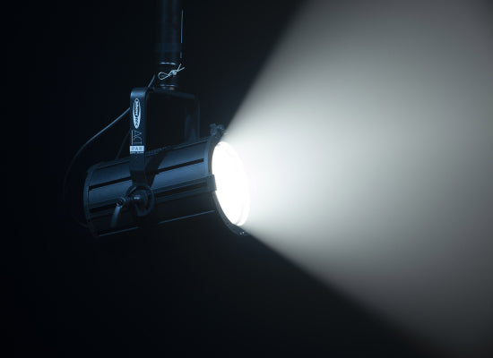 Showtec ACT Par 200W CW/WW LED Linsenscheinwerfer