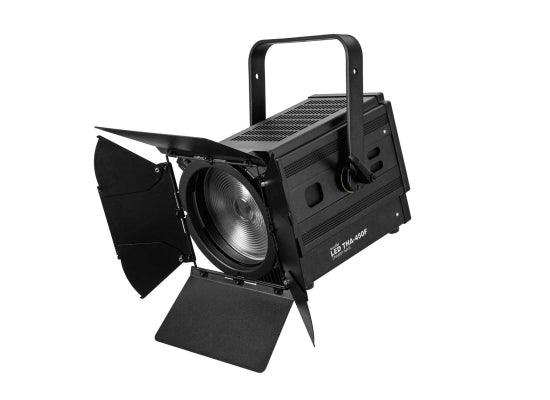Eurolite THA-450F COB LED Linsenscheinwerfer
